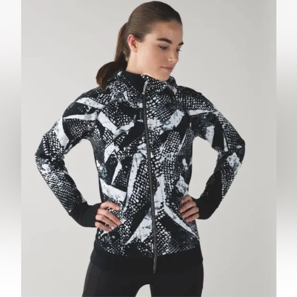 lululemon athletica Jackets & Blazers - Lululemon Scuba Hoodie III Static Mist Black & White Size 6 Full Zip Thumbholes